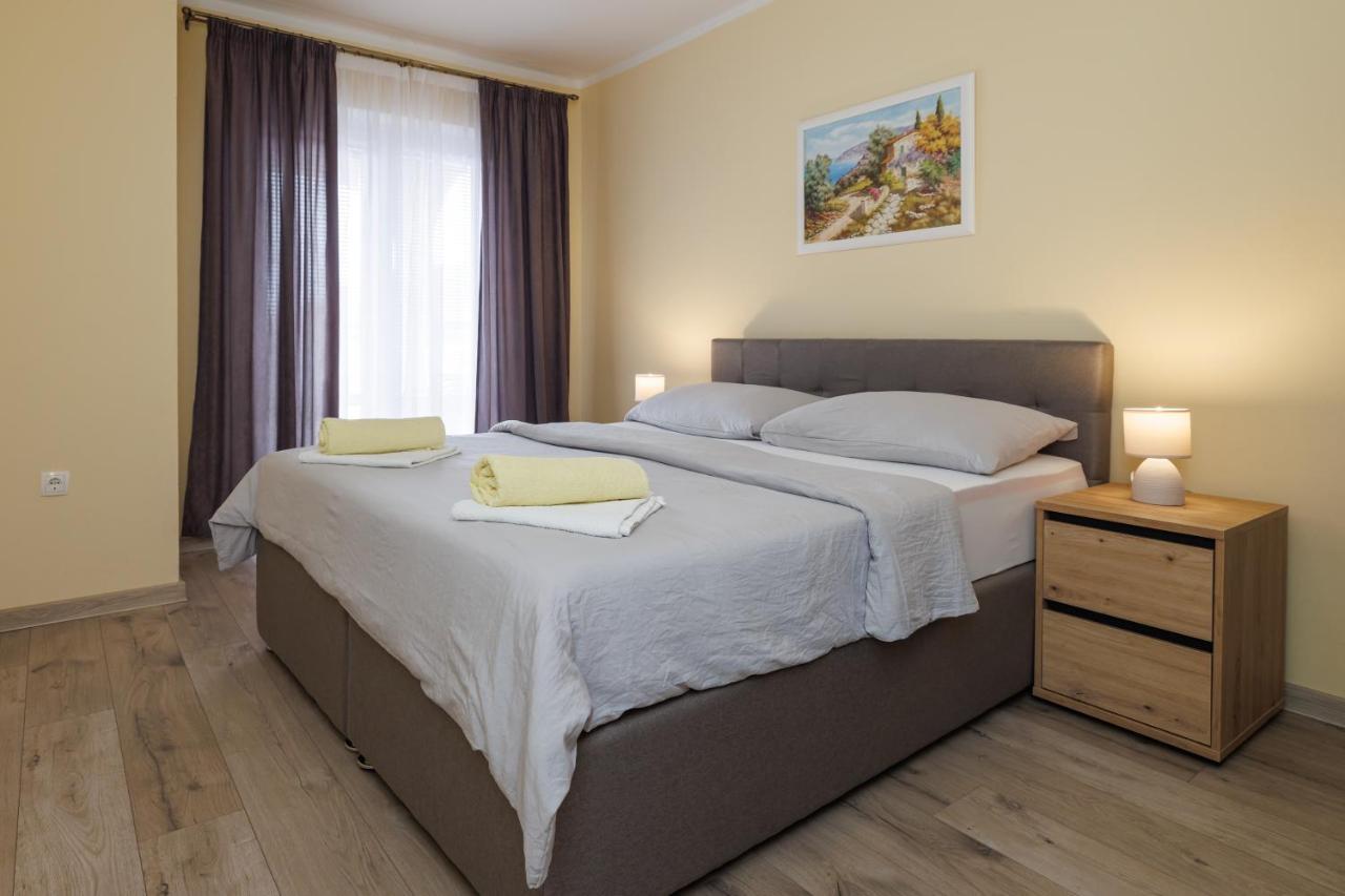 Spacious And Modern App With Big Terrace Malinska Eksteriør bilde